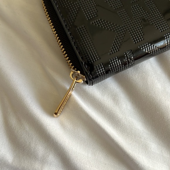 GUC Micheal Kors wristlet Black - Picture 5 of 6